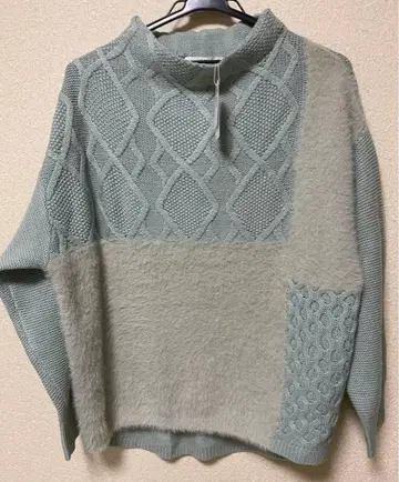 민트 그린 이소재 믹스 스웨터 S