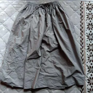 메종드소일 그레이 플레어 스커트 허리밴딩