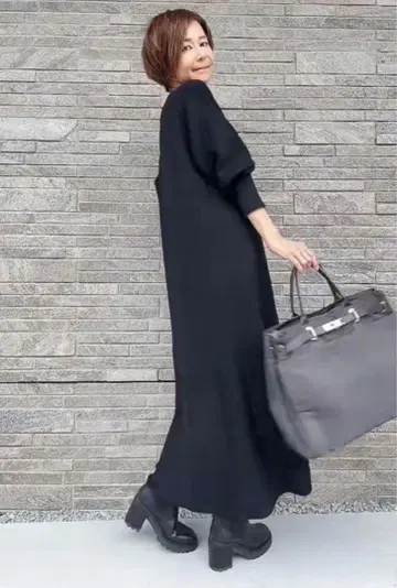 TORRAZZO DONNA 러버 니트 머메이드 원피스 이시카와 라보