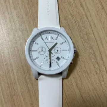 가격 인하 중 아르마니 AX 화이트 쿼츠 손목시계