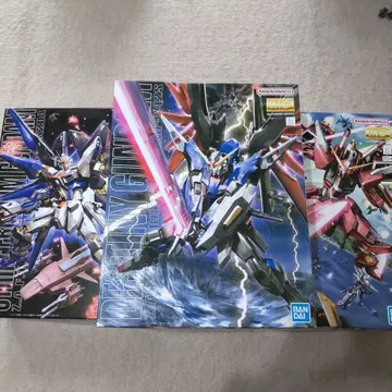 건담 프라모델 MG 데스티니 스트라이크 프리덤 저스티스 새상품