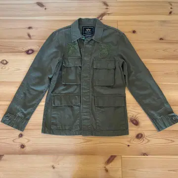 밀리터리 자켓 올리브색 자수