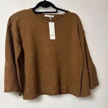 로리즈팜 플레어 슬리브 니트