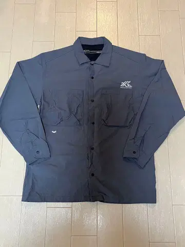 백 채널 나일론 셔츠