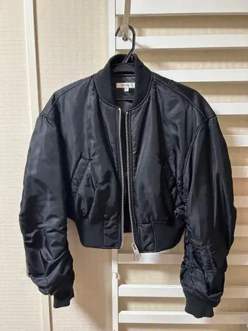 moussy 볼륨 크롭 MA-1