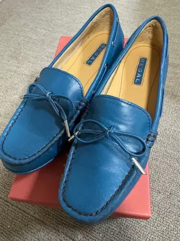 REGAL 파랑 가죽 로퍼