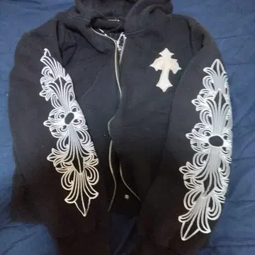 블랙 십자가 자수 후드티