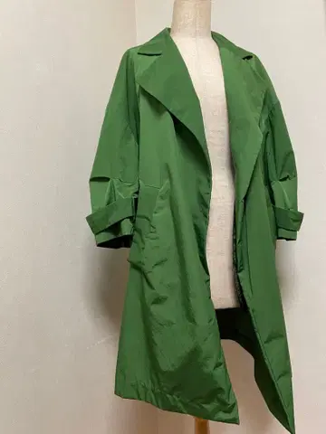 SACRA 사쿠라 나일론 자켓 코트