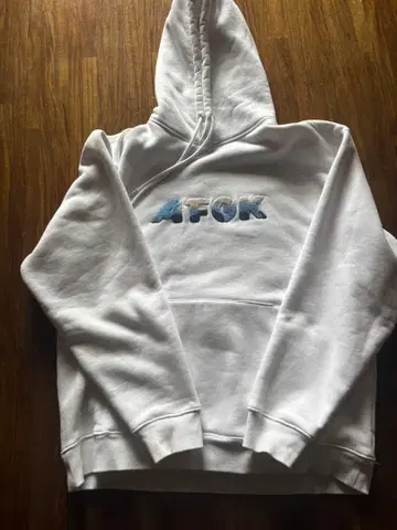 화이트 ATFK 자수 후드티