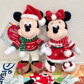 디즈니 크리스마스 2024 미키 미니 인형 배지 한정판