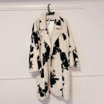 소 패턴 달마시안 패턴 롱 코트 체스터 코트