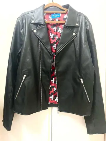 미키 패턴 안감의 블랙 라이더 자켓