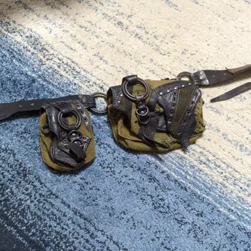 KMRII 웨스트 파우치