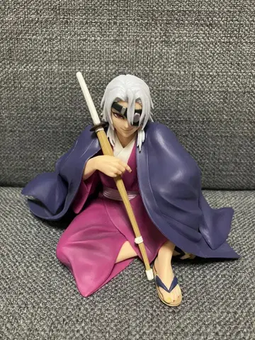 귀멸의 칼날 쵸코노세 프리미엄 피규어 우즈이 텐겐