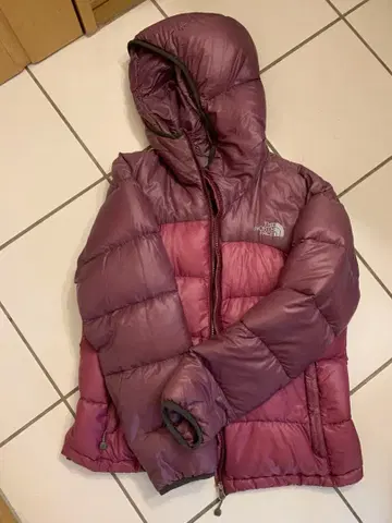 THE NORTH FACE 후드 부착 다운 자켓