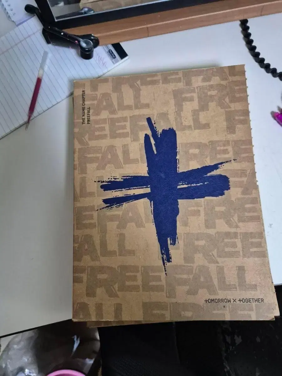 Tomorrow X Together FREEFALL album