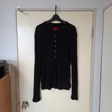 HUGO BOSS 헨리넥 긴팔 가디건 archive y2k