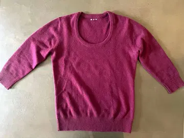 쓰리 도츠 캐시미어 스웨터