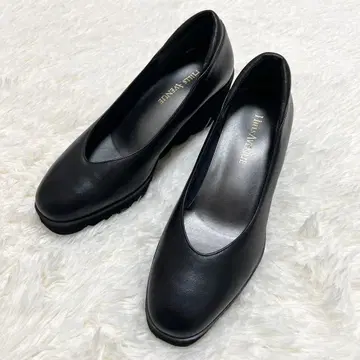 컨디션 최상 힐스 애비뉴 펌프스 플레인 웨이브 밑창 블랙 22cm