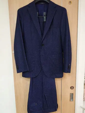 그린 라벨 릴랙싱 셋업 카노니코 무지 네이비 사이즈 44