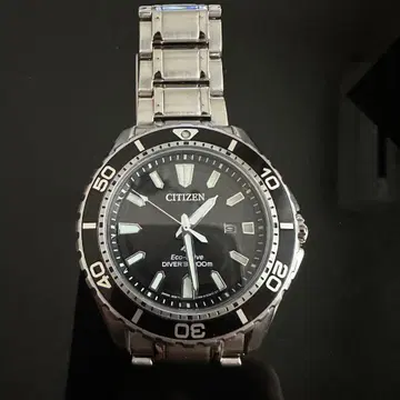 CITIZEN BN0190-82E Eco-Drive Diver's