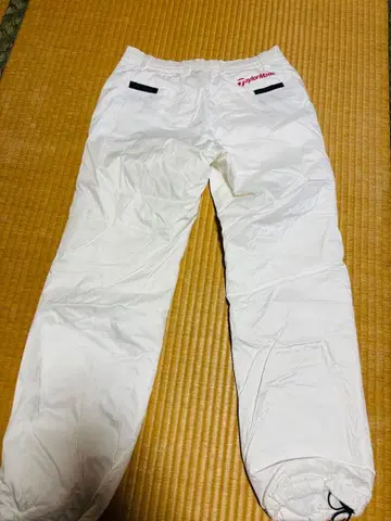 TaylorMade 화이트 팬츠 방한