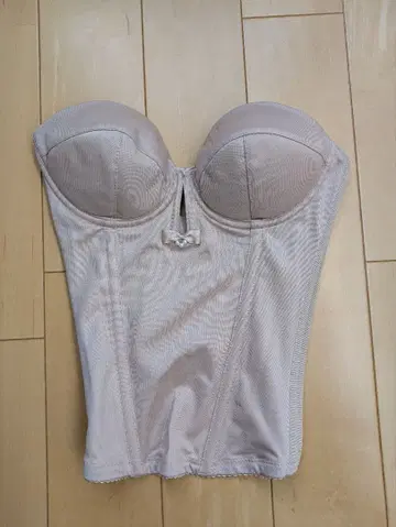 브라이덜 이너 C65