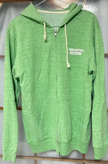 MAN WITH A MISSION 지퍼 후드티