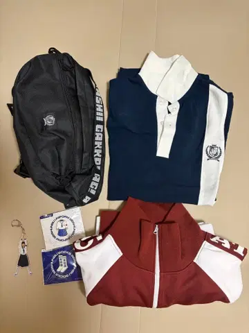 새로운 학교의 리더즈 굿즈 세트