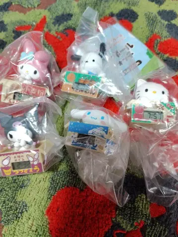 [ 새상품 ] 산리오 캐릭터즈 종이상자 워치 전 5종