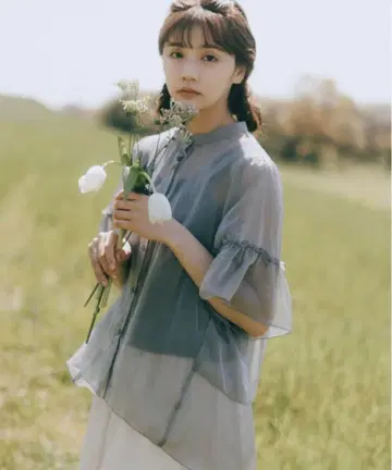 idem back tiered chiffon blouse 그레이