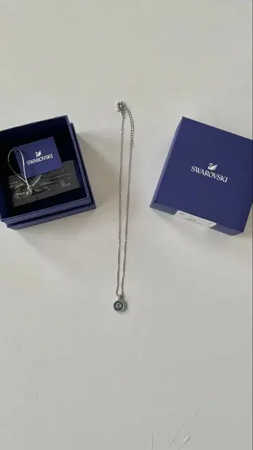 Swarovski 실버 블루 펜던트 목걸이