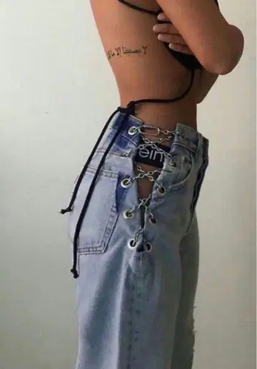 정말 귀여운 조절 가능 체인 포함 라이트 블루 데님 팬츠