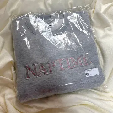 Naptime 풀오버 맨투맨