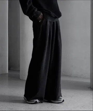 CALLNE 2 턱 컷오프 맨투맨 슬랙스 s 사이즈