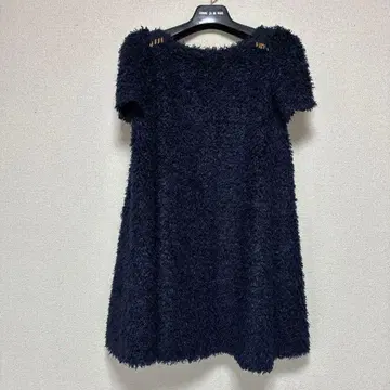 네이비 반팔 미니 원피스 퍼 스타일