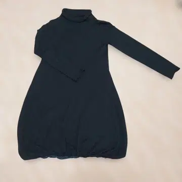 블랙 롤넥 벌룬 무릎 기장 니트 원피스 (튜닉)