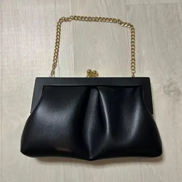 새상품급 아네모네 블랙 가마구치 체인 파티백 결혼식