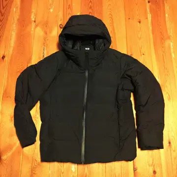 유니클로 심리스 다운 파카 남성용 L 블랙