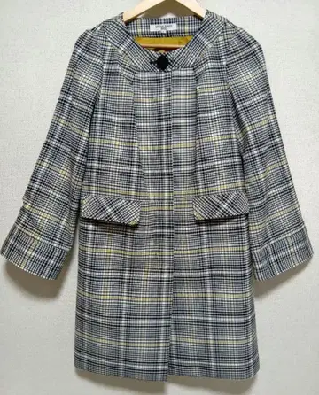 체크 무늬 노카라 트렌치코트 (무릎 위 기장)