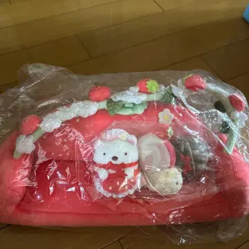 스미코구라시 딸기 페어 봉제 인형