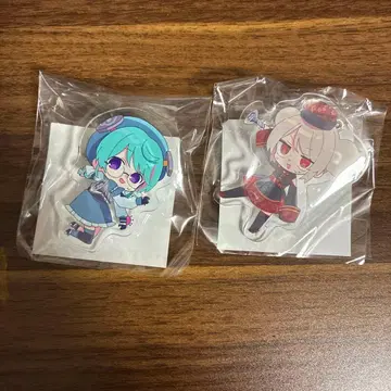 나토리 사나 사에키 야히로 위기일발 교수형 배지