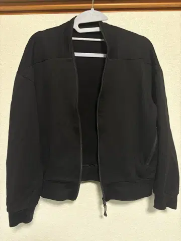 블랙 풀 집업 맨투맨 자켓