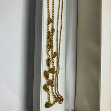 골드 도금 하트 모양 참 목걸이