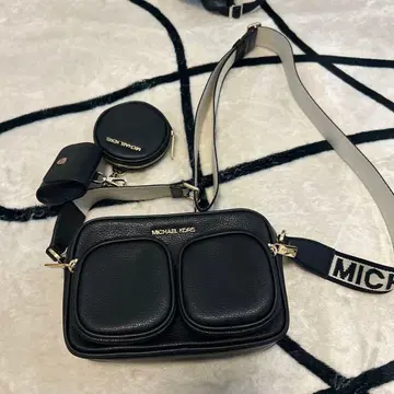 MICHAEL KORS 블랙 숄더백
