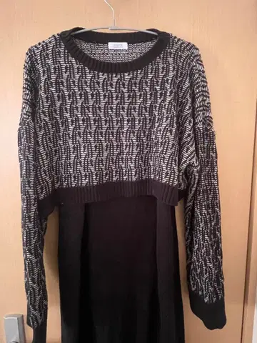 니트탑 포함 블랙 슬립 드레스