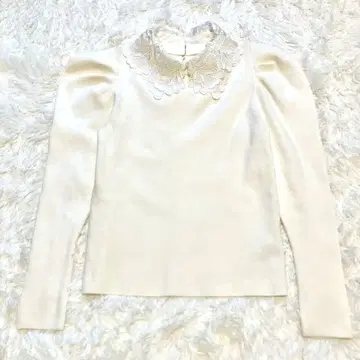 SNIDEL Sustainable 레이스 칼라 니트 풀오버 화이트