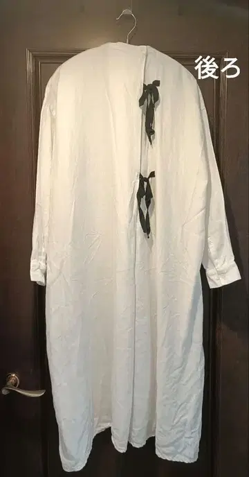 린넨 100% 콩제페이에 화이트 코트 원피스 우에노 주리 비대칭