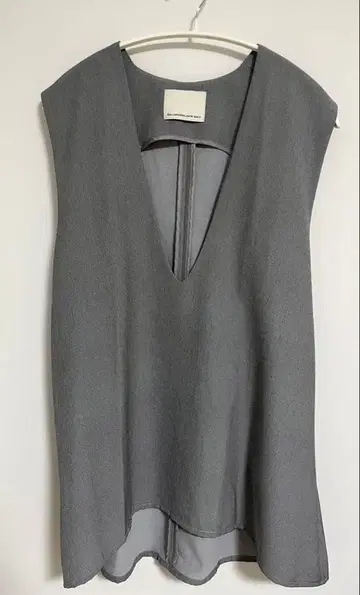 GALLARDAGALANTE 네이비 그레이 V넥 베스트