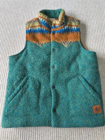 TITICACA 노르딕 무늬 울 혼방 다운 베스트